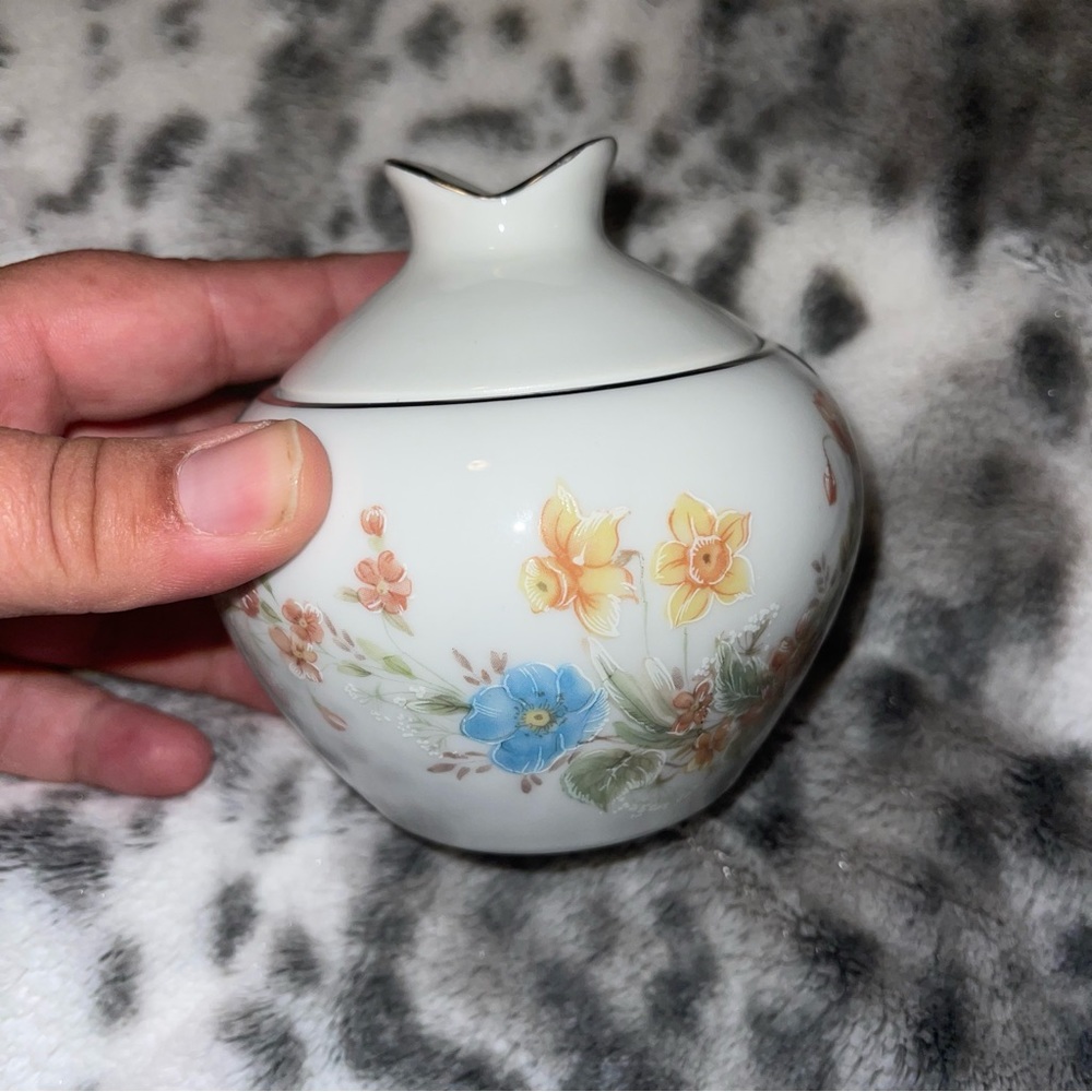 Premiere Fine China Sugar bowl